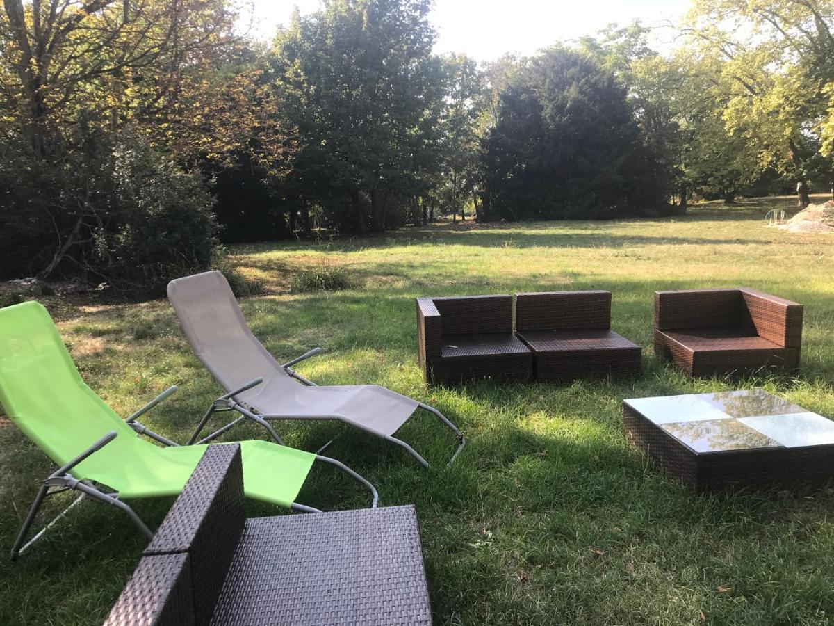 Domaine Des Chabriers Bed & Breakfast Ourches Екстериор снимка