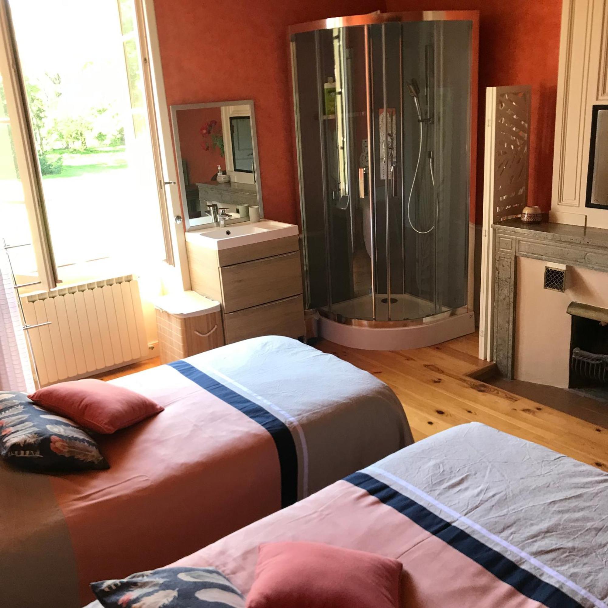Domaine Des Chabriers Bed & Breakfast Ourches Екстериор снимка